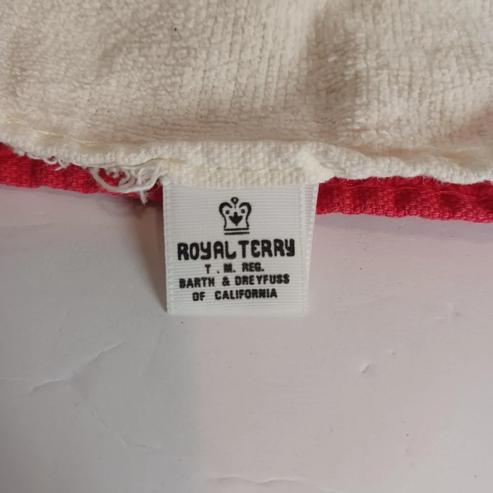 2 Vtg Christmas Royal Terry Kitchen Towels‎ USA Christmas Goose and Tree Wht/Red